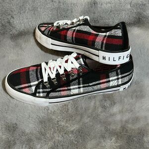 Women Shoes Tommy Hilfiger Plaid “Hill” Laceup Lowtop Sneaker, Size 10